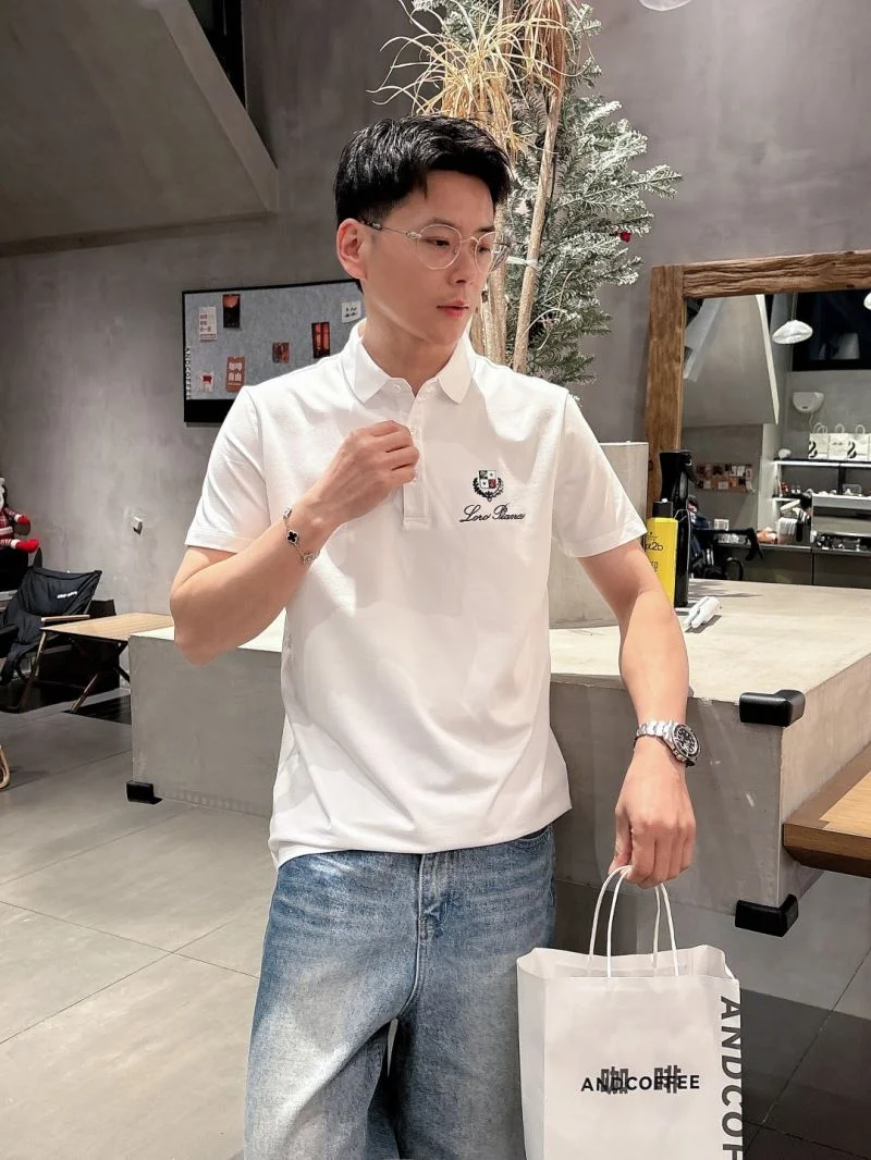 Prada T-Shirts Comfortable 167066