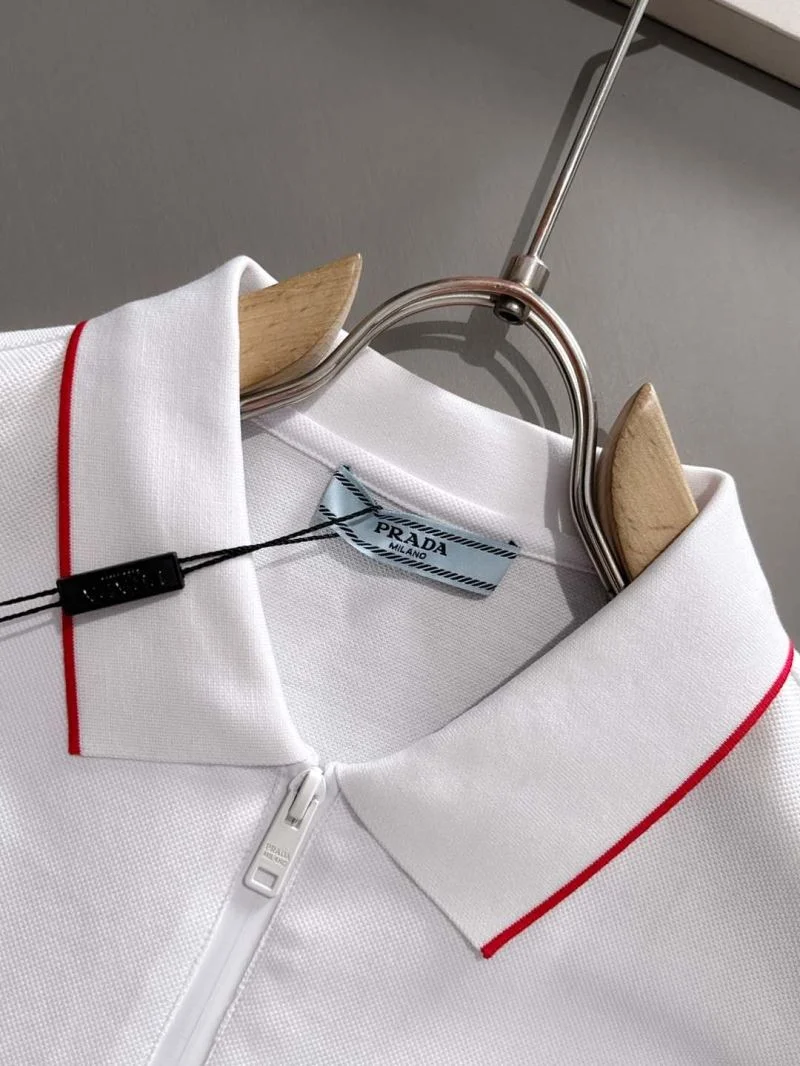 Prada T-Shirts Comfortable 167095