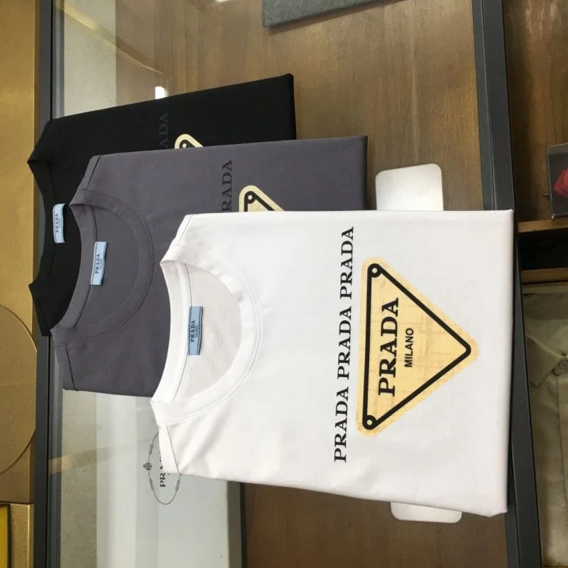 Minimalist Prada T-Shirts 167037