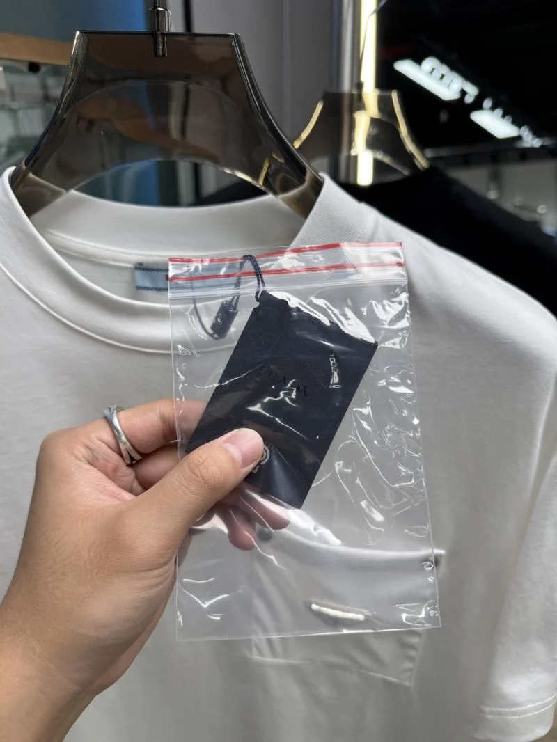 Durable Prada T-Shirts 167031
