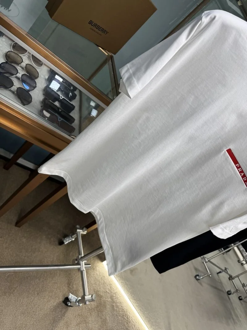 Prada T-Shirts RelaxedFit 167016