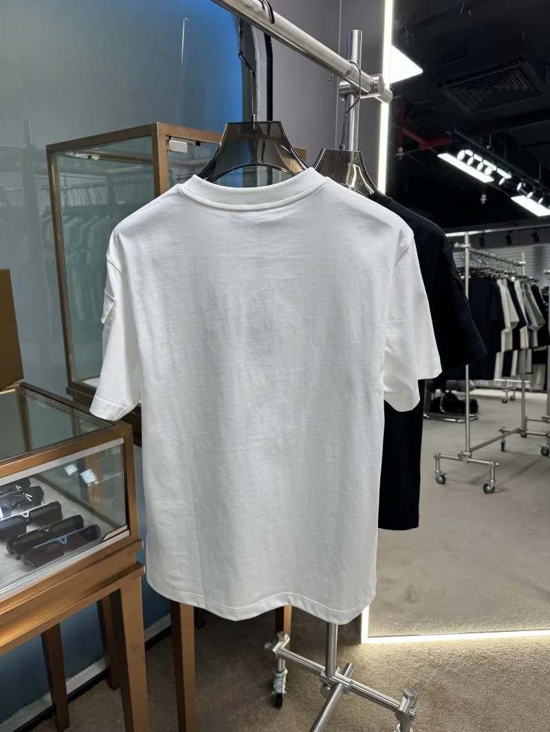 Prada T-Shirts RelaxedFit 167016