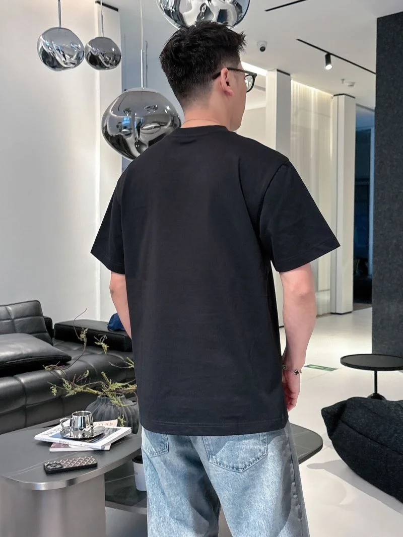 ModernLook Prada T-Shirts 167019