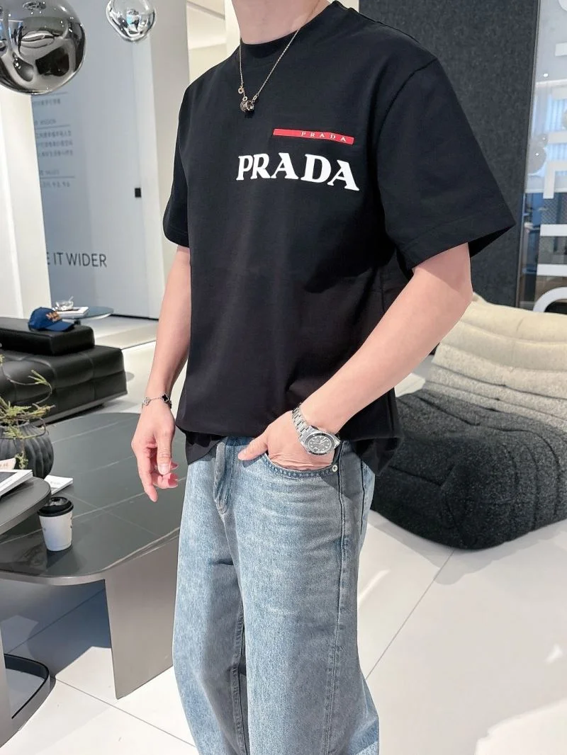 ModernLook Prada T-Shirts 167019