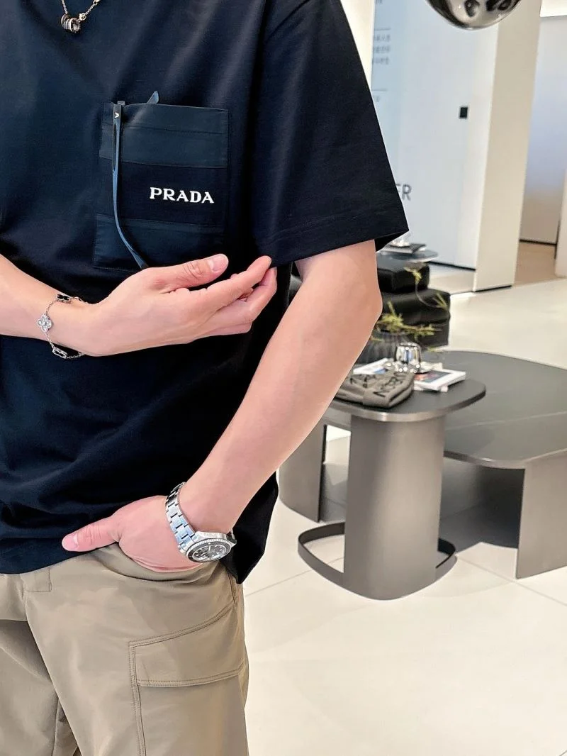 GoodFit Prada T-Shirts 167009