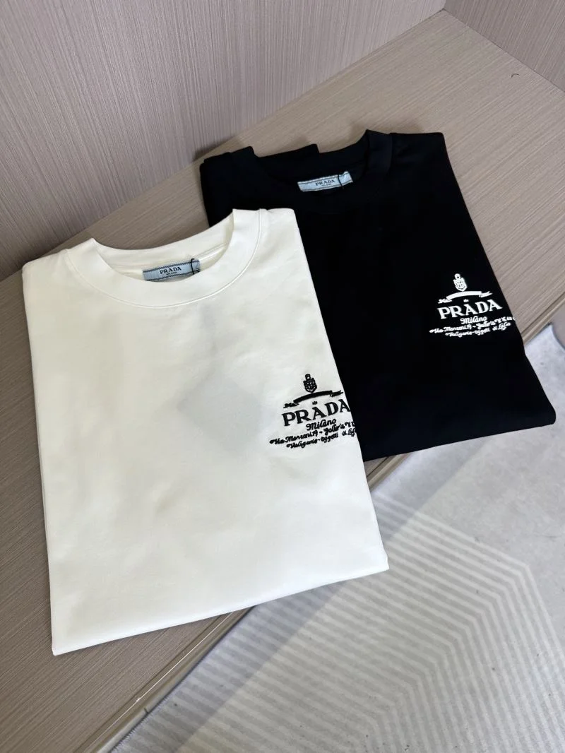 Prada T-Shirts Vibrant 167010