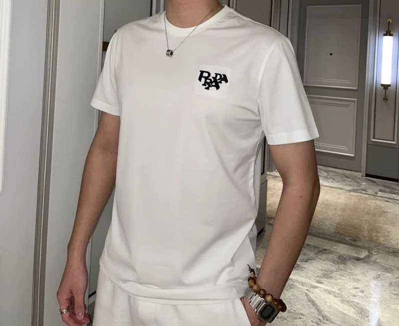 Prada T-Shirts Effortless 167008