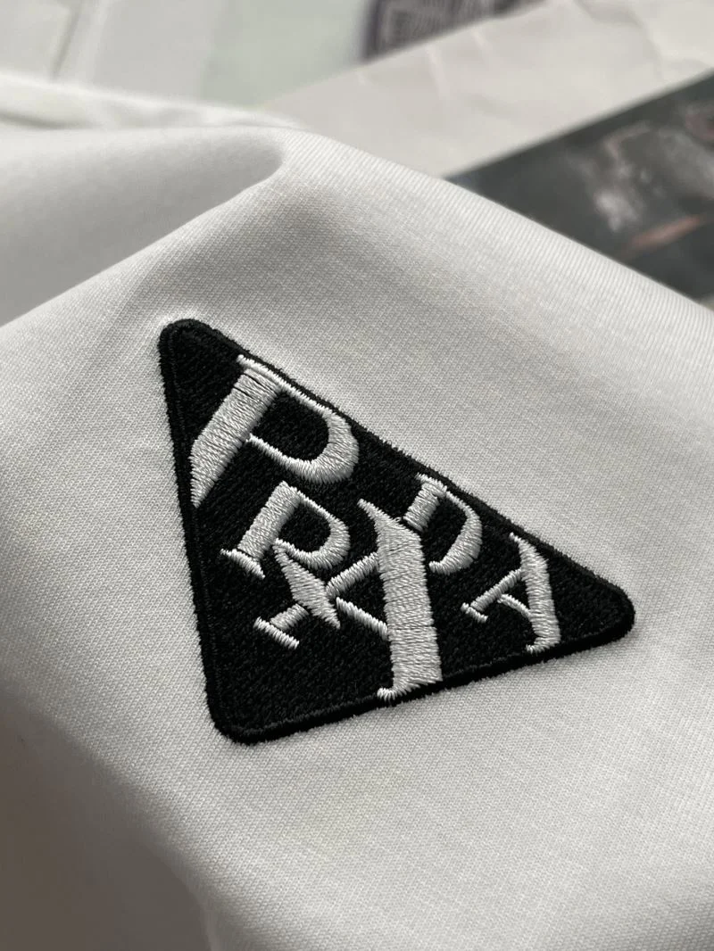 Functional Prada T-Shirts 167006