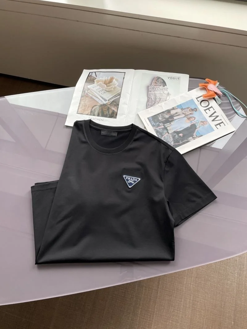 Prada T-Shirts Timeless 167005