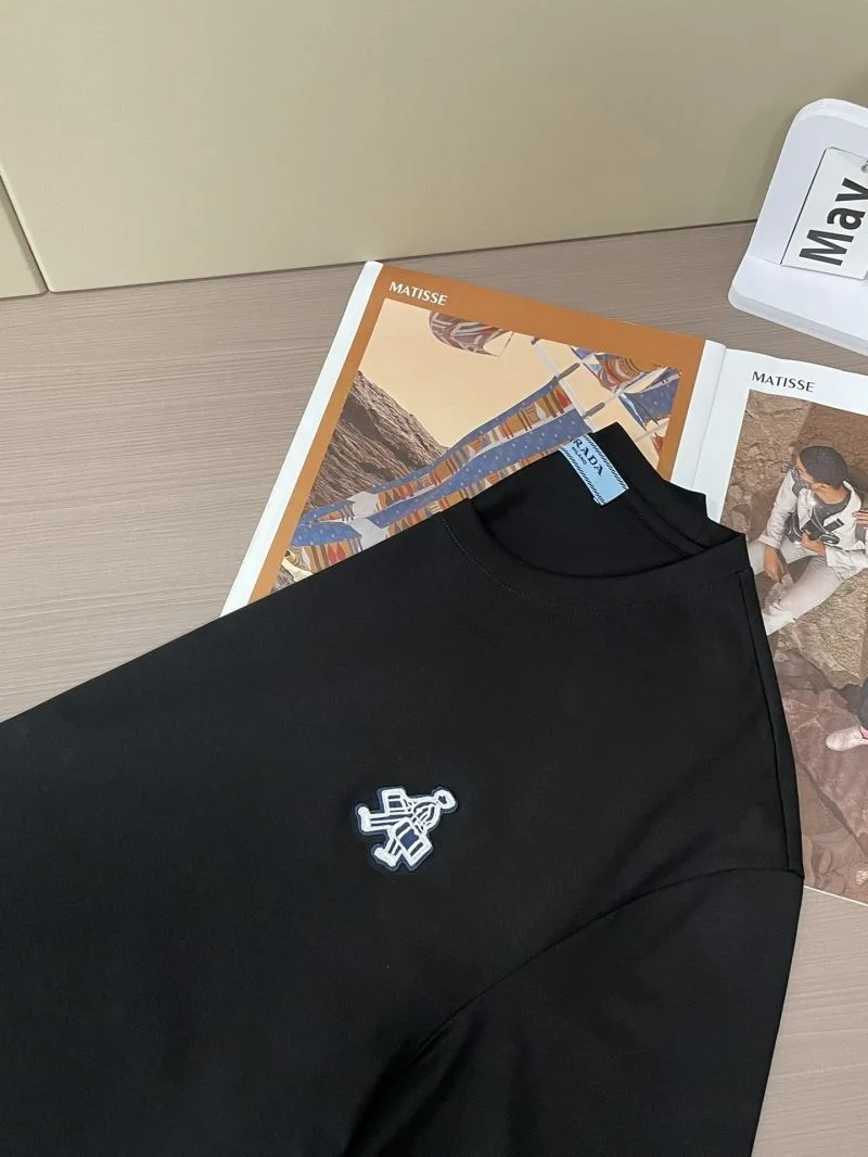 Prada T-Shirts Compact 166994