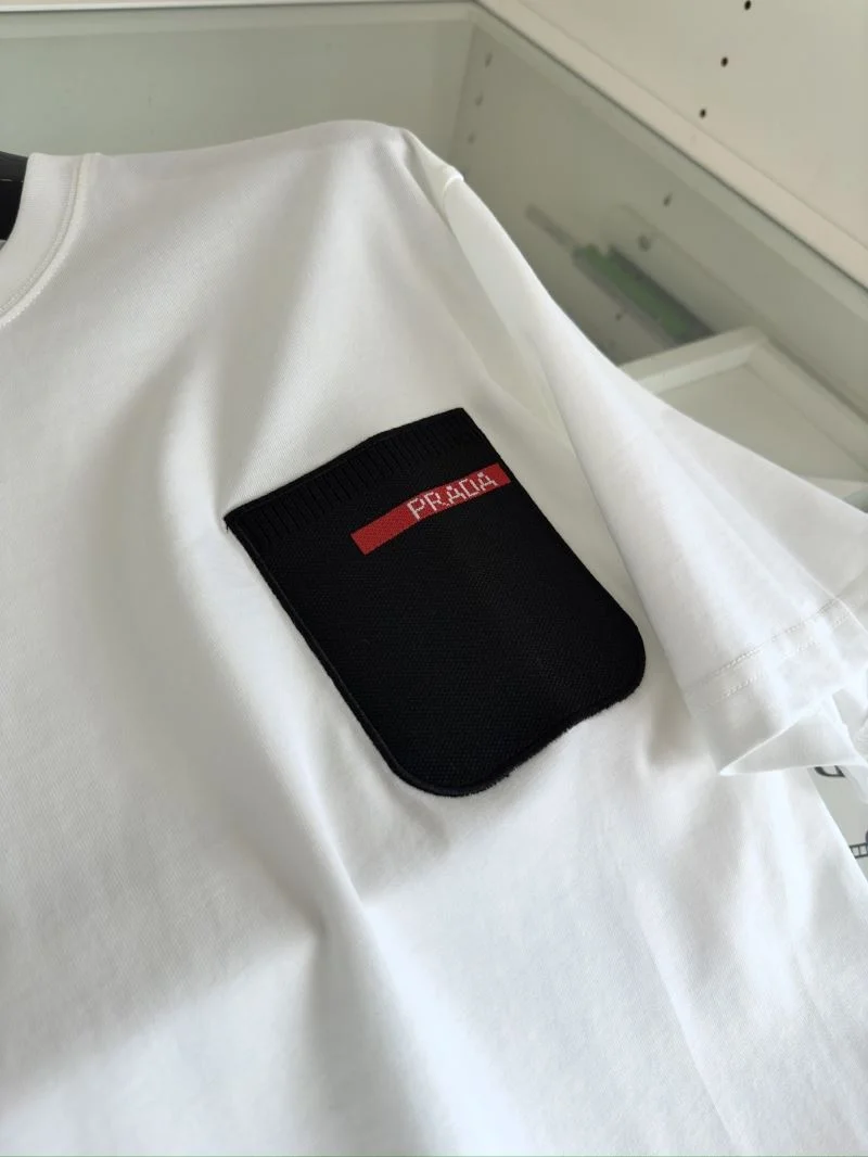 Lightweight Prada T-Shirts 166991