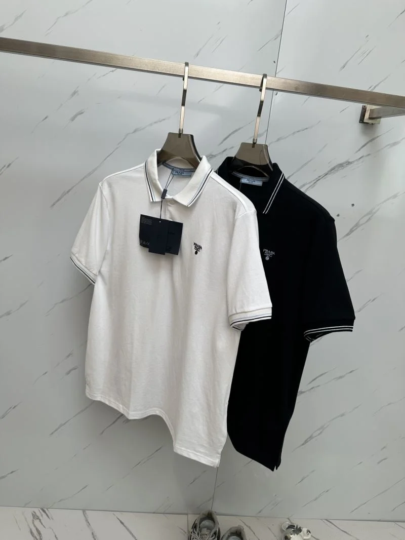 Prada T-Shirts Snug 167000