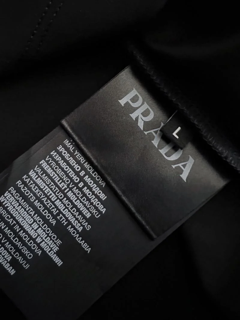 ZipUp Prada T-Shirts 167001