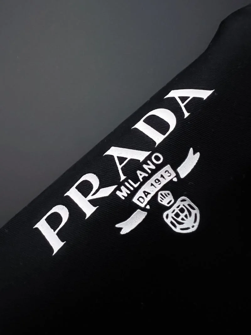 ZipUp Prada T-Shirts 167001