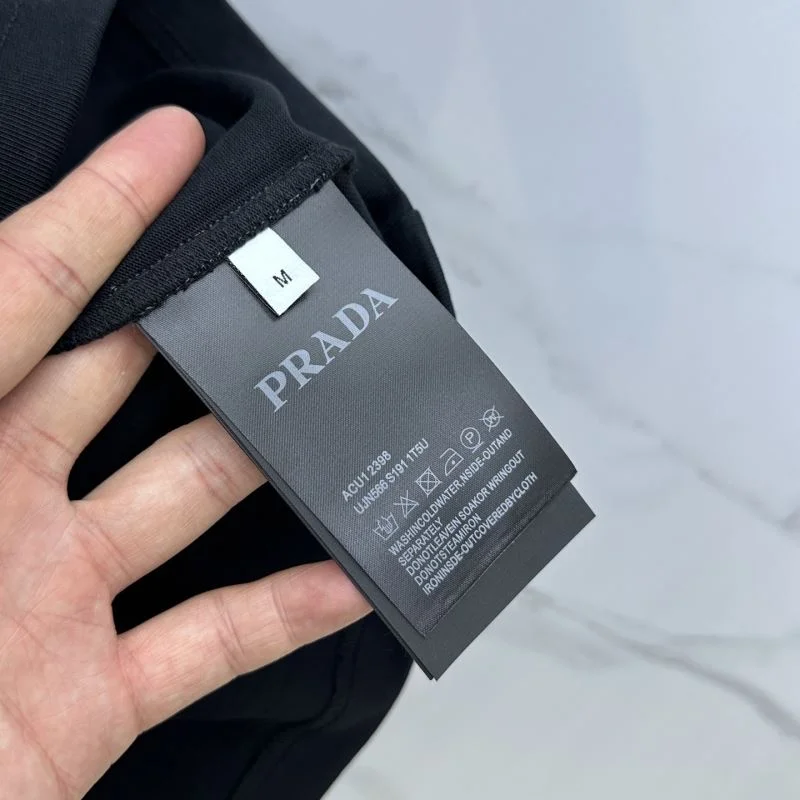 SmoothTexture Prada T-Shirts 166996