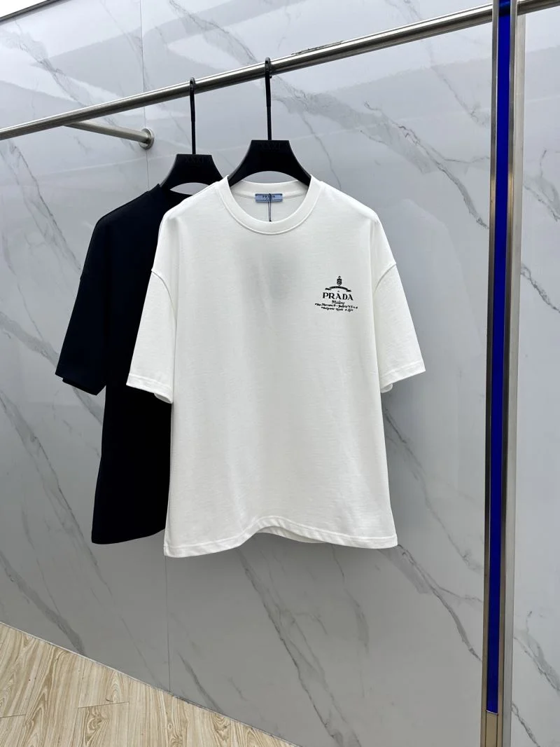 Comfortable Prada T-Shirts 166992