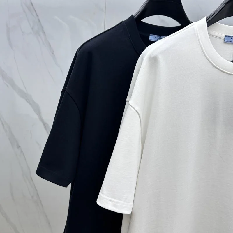 Comfortable Prada T-Shirts 166992
