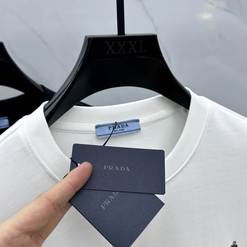 Comfortable Prada T-Shirts 166992