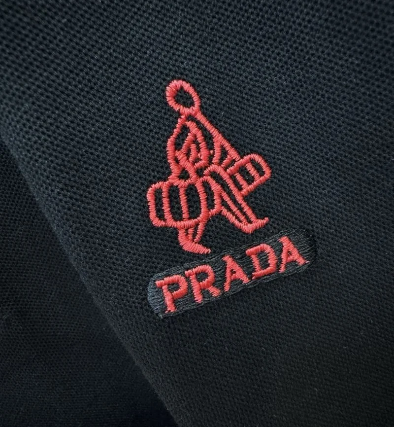 Prada T-Shirts Original 166974