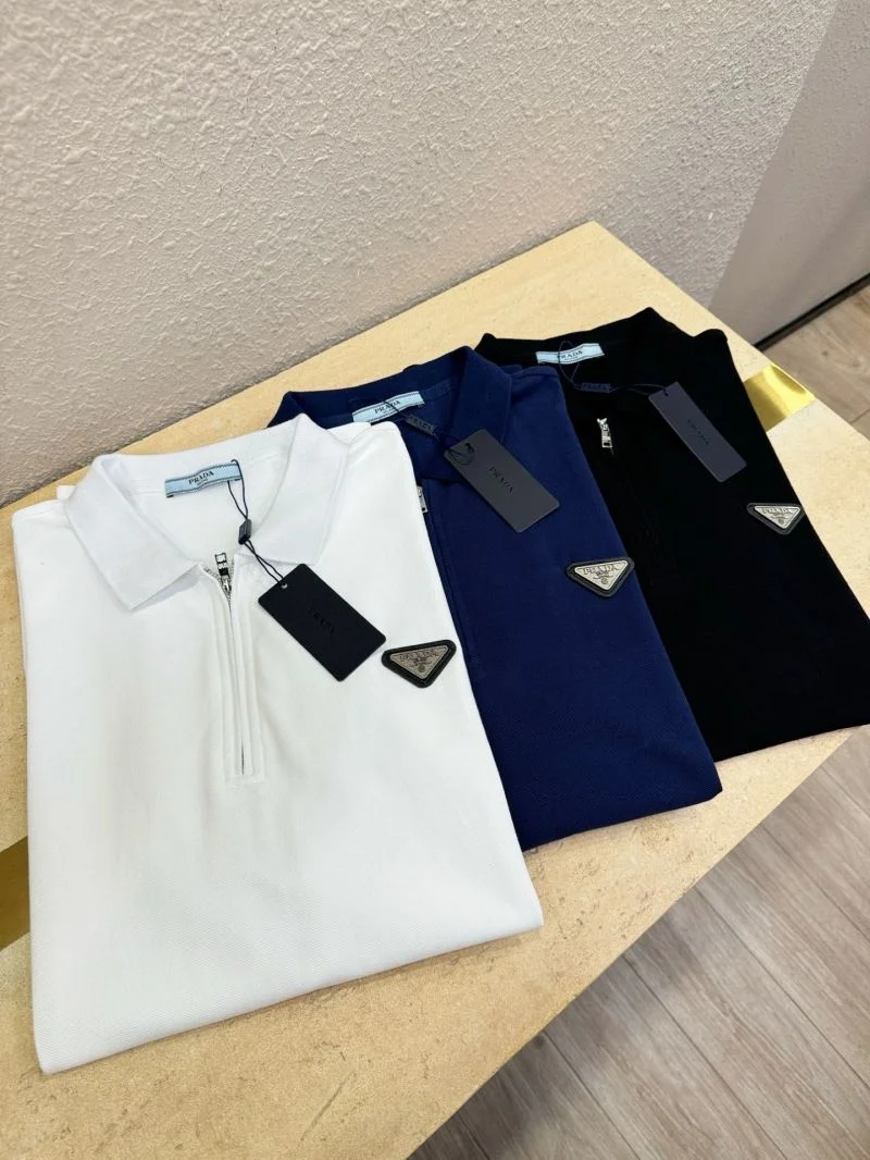 Prada T-Shirts Versatile 166971