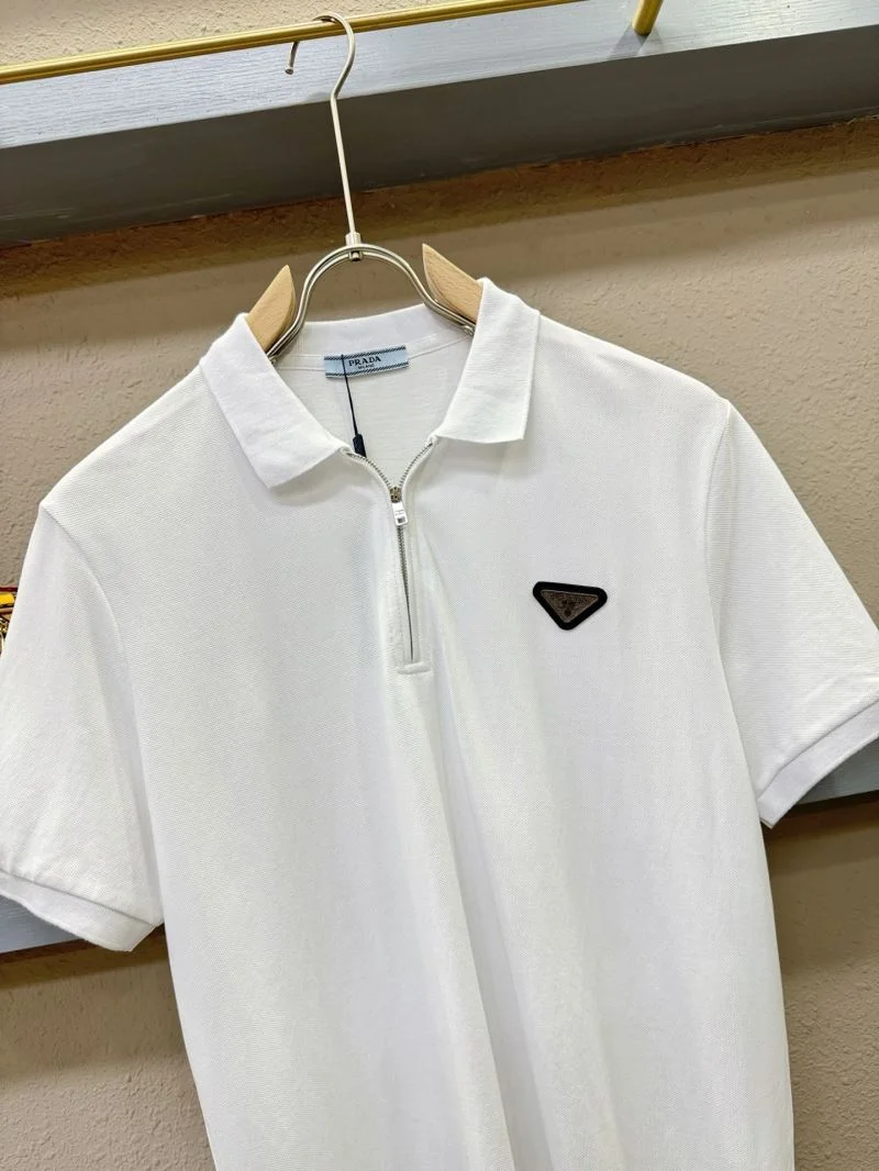 Prada T-Shirts Versatile 166971