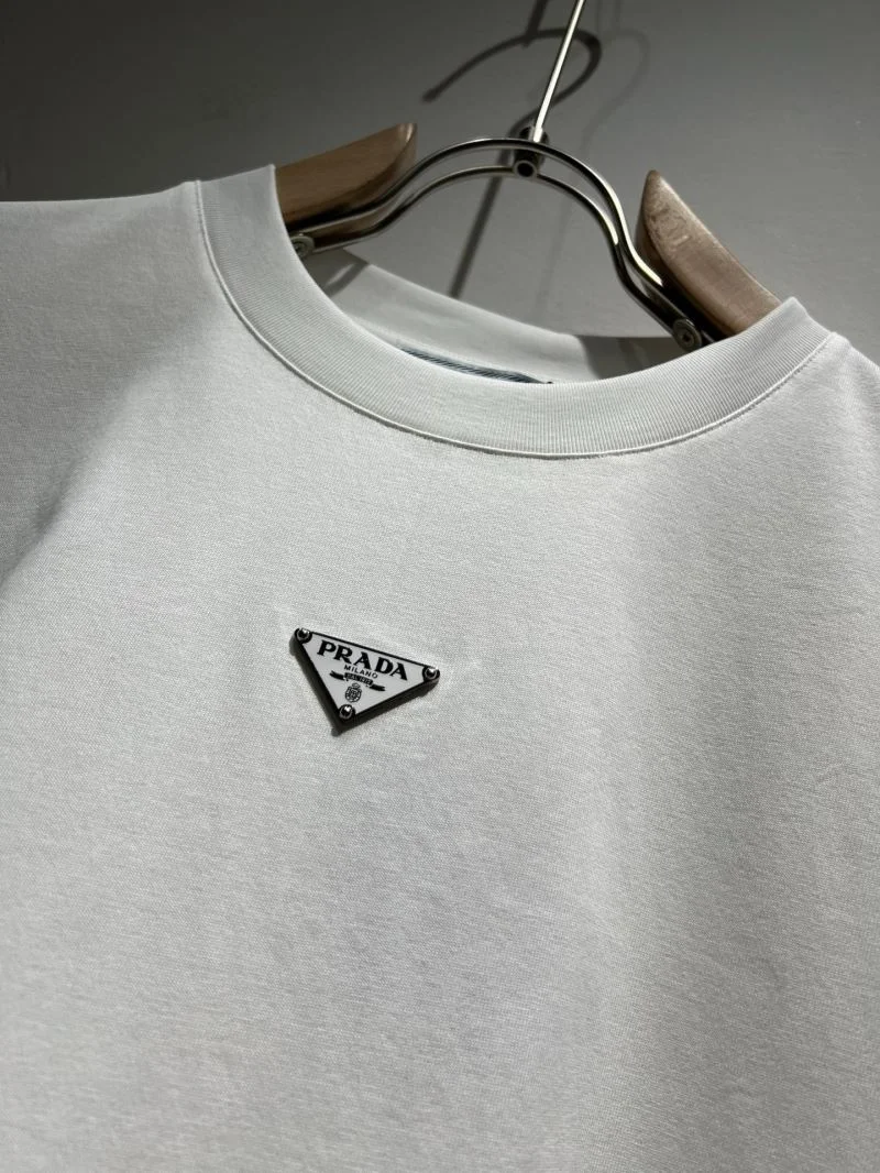 SunProtective Prada T-Shirts 166968