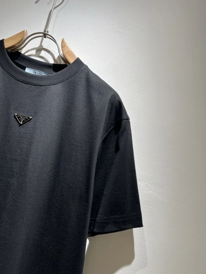 Prada T-Shirts Breathable 166967