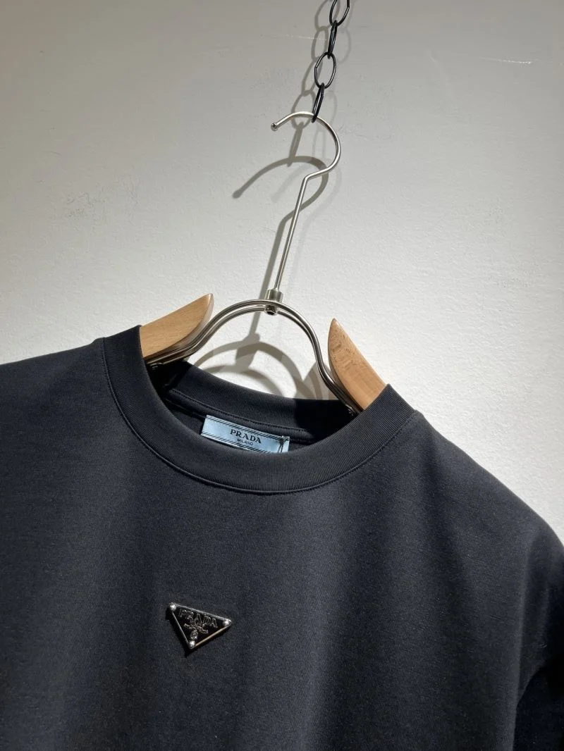 Prada T-Shirts Breathable 166967