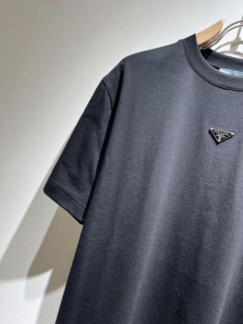 Prada T-Shirts Breathable 166967