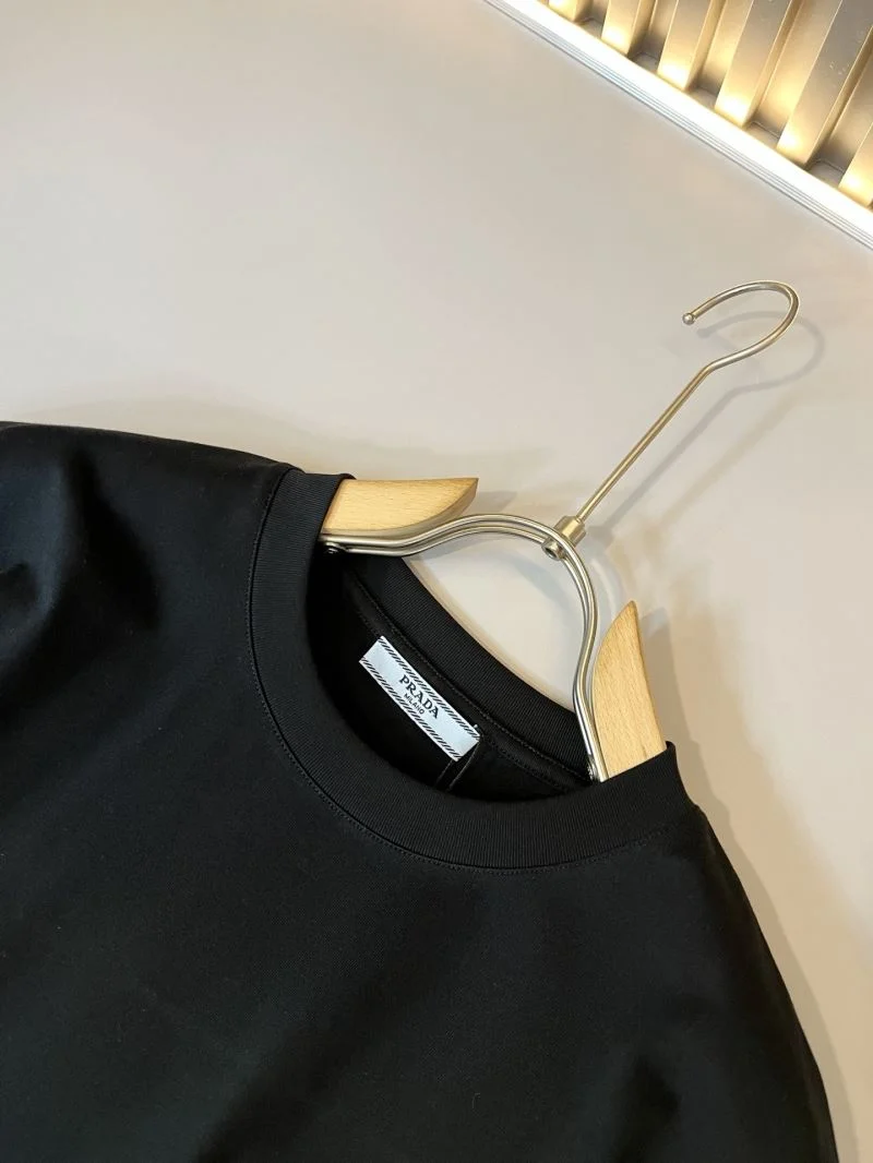 FlexibleFit Prada T-Shirts 166959