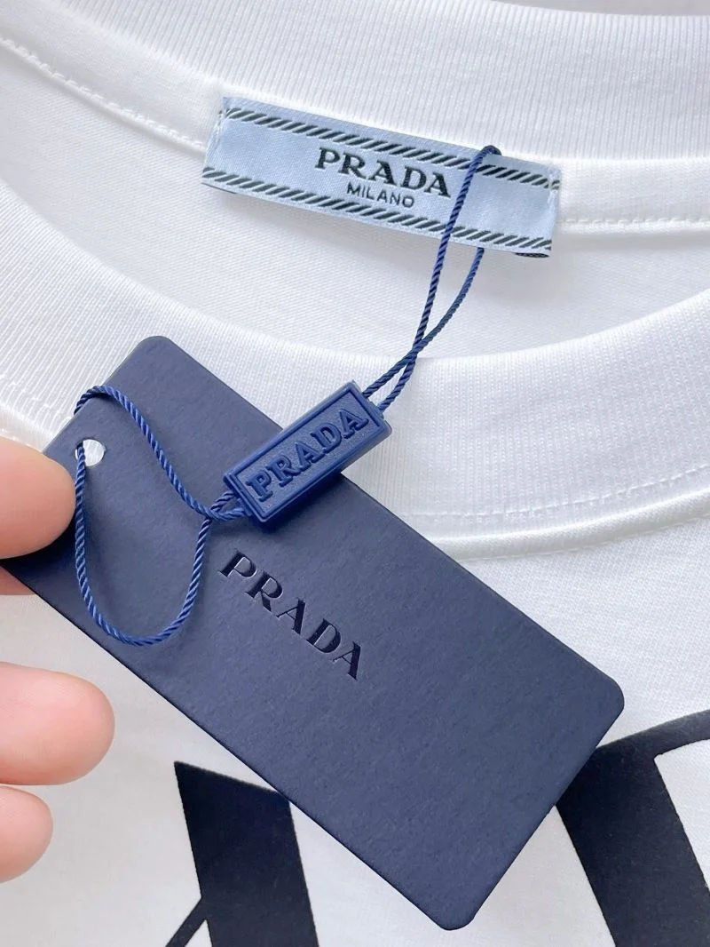 Prada T-Shirts Chic 166963