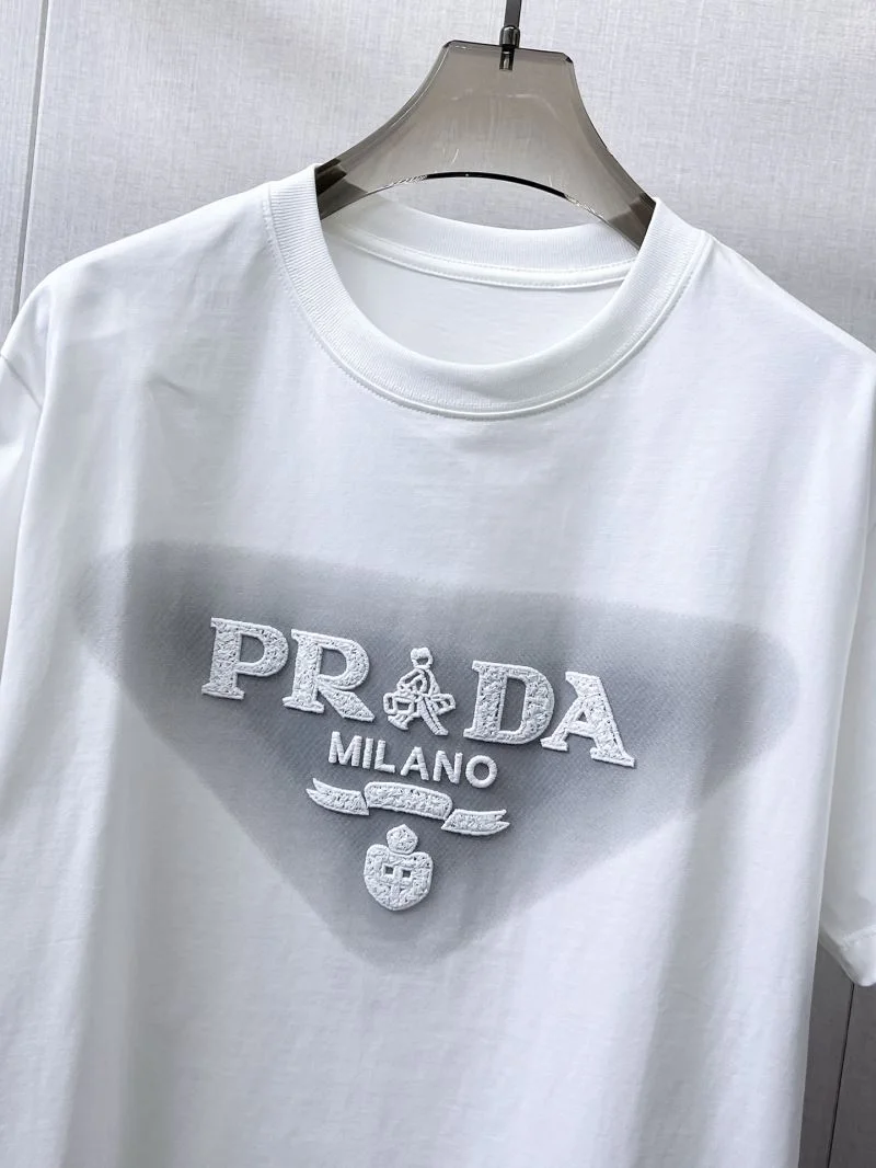 Sophisticated Prada T-Shirts 166955