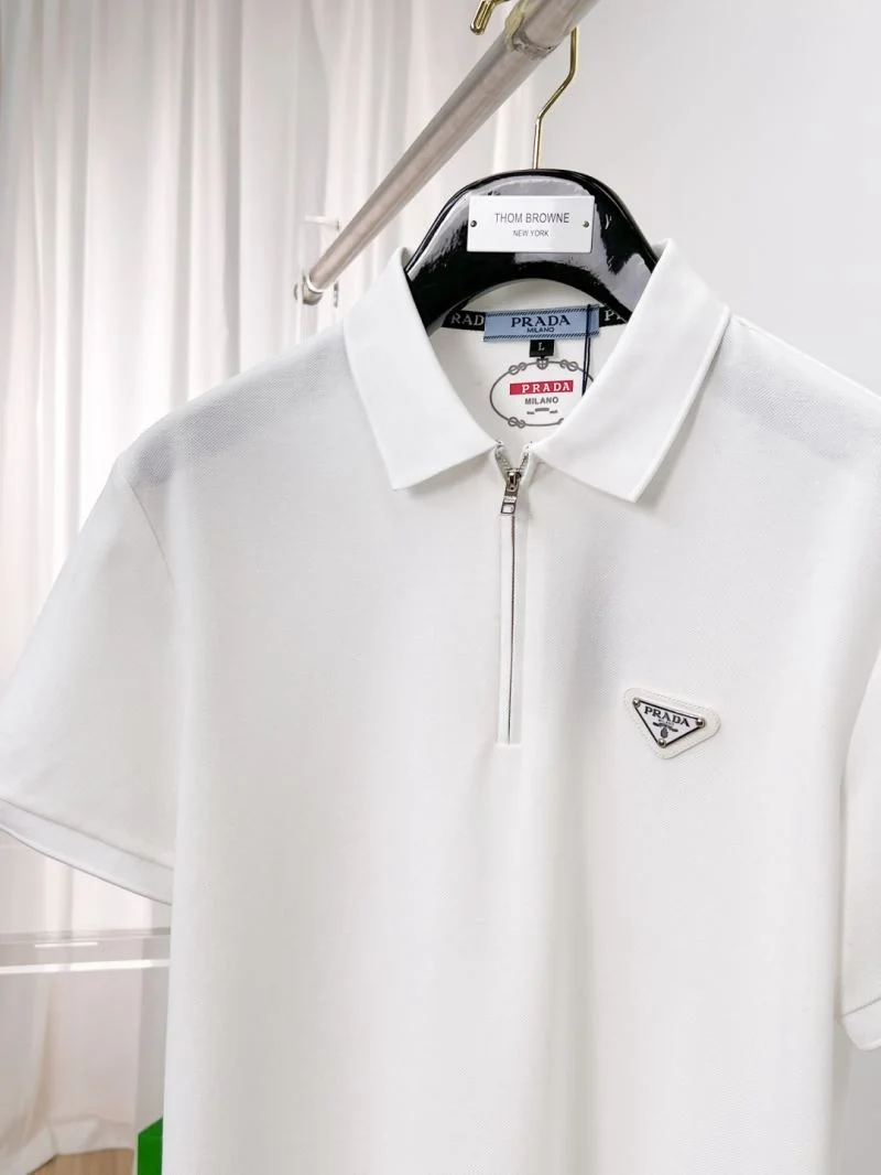 Prada T-Shirts Trendy 166949