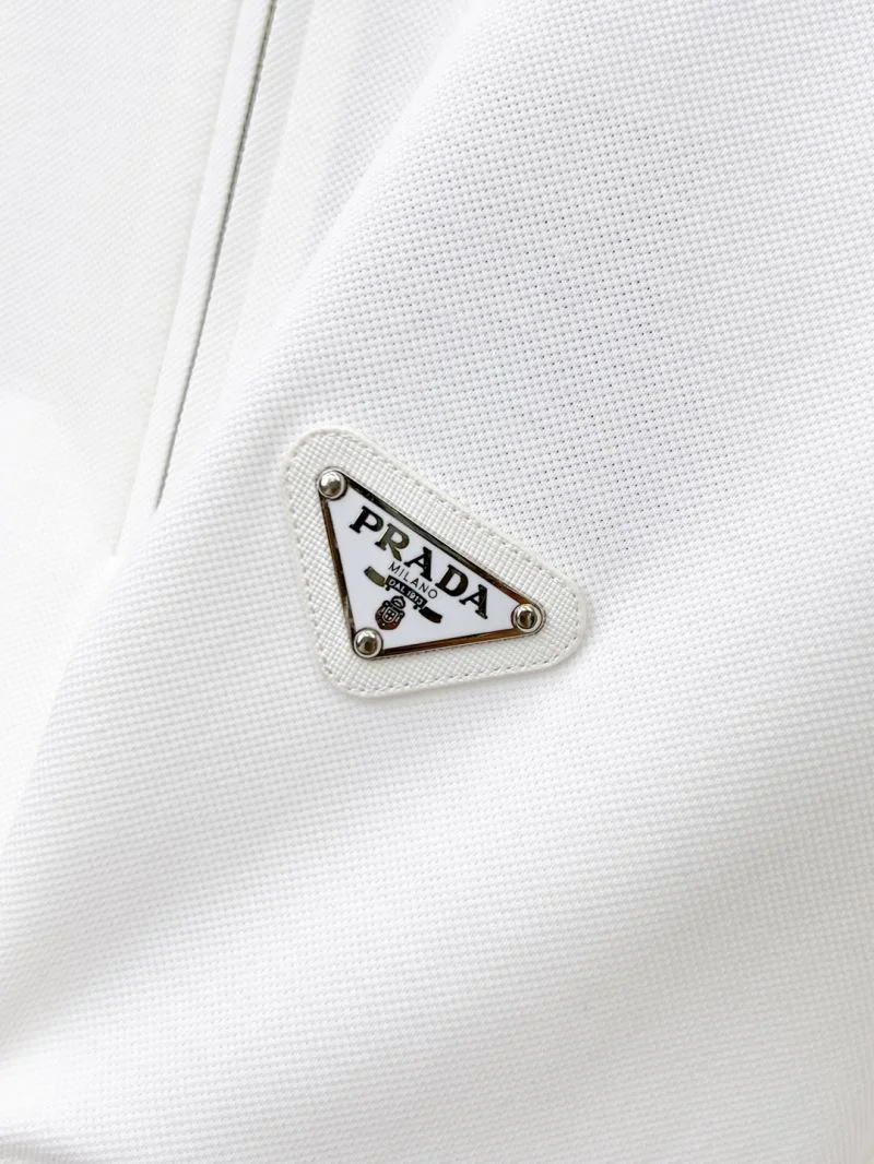 Prada T-Shirts Trendy 166949