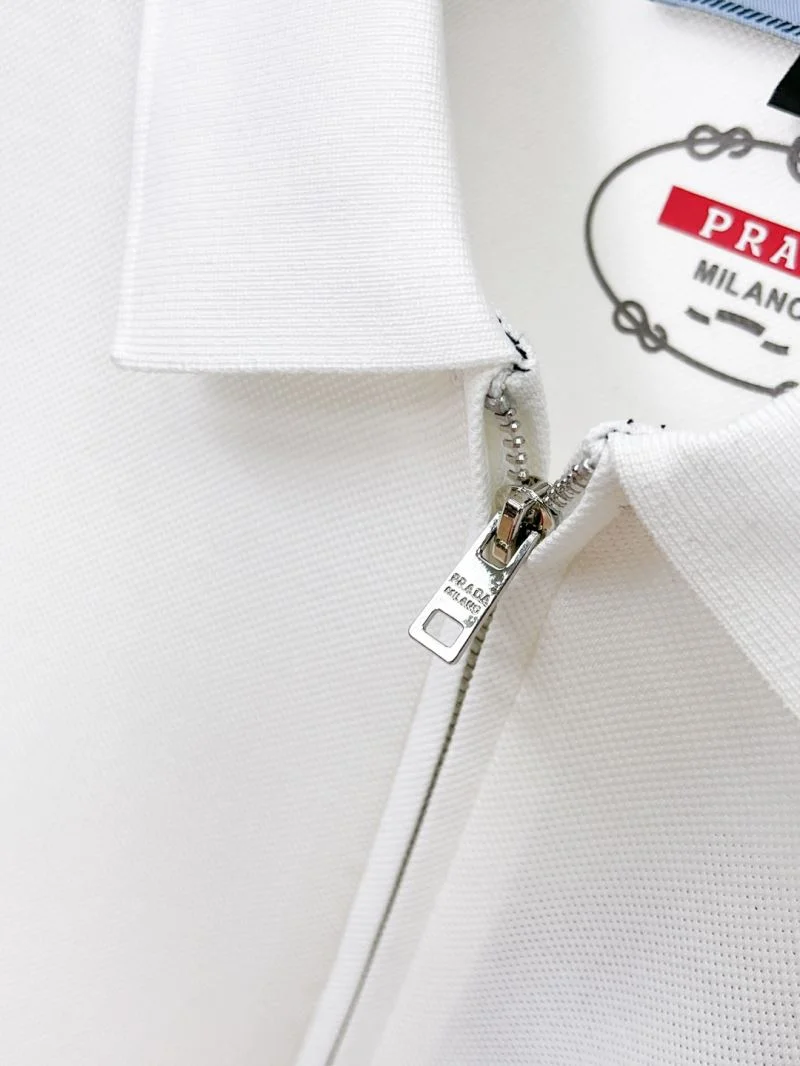 Prada T-Shirts Trendy 166949