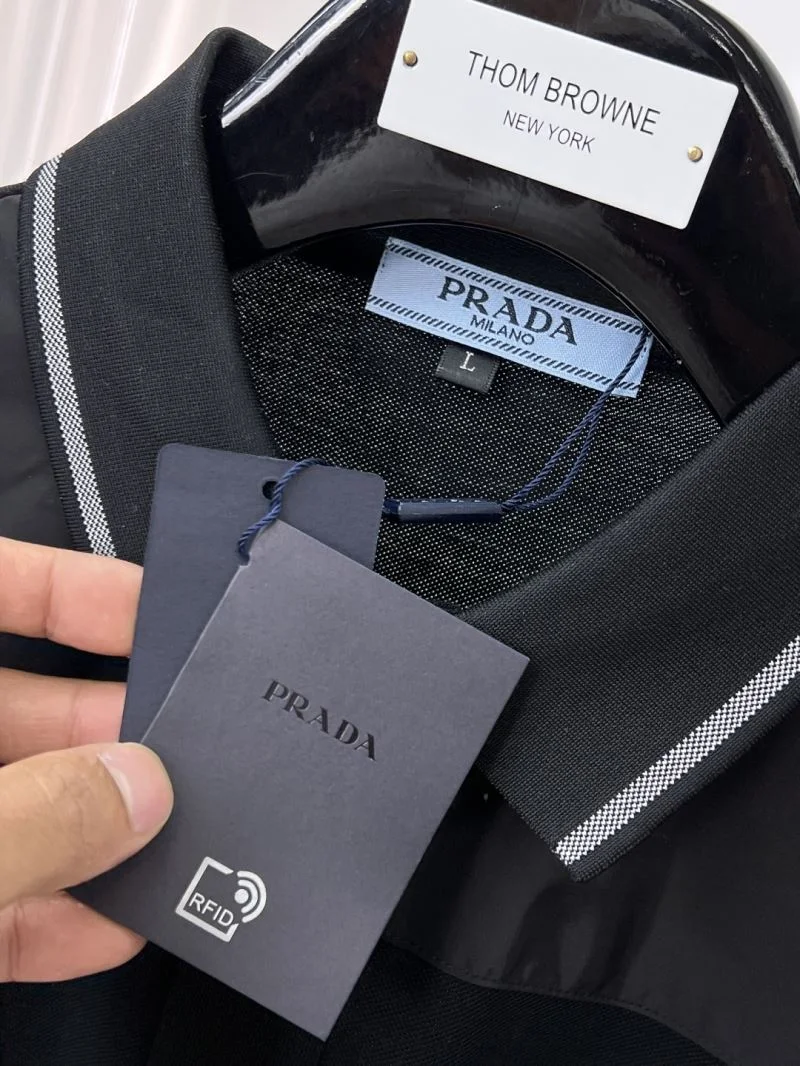 Prada T-Shirts Casual 166951