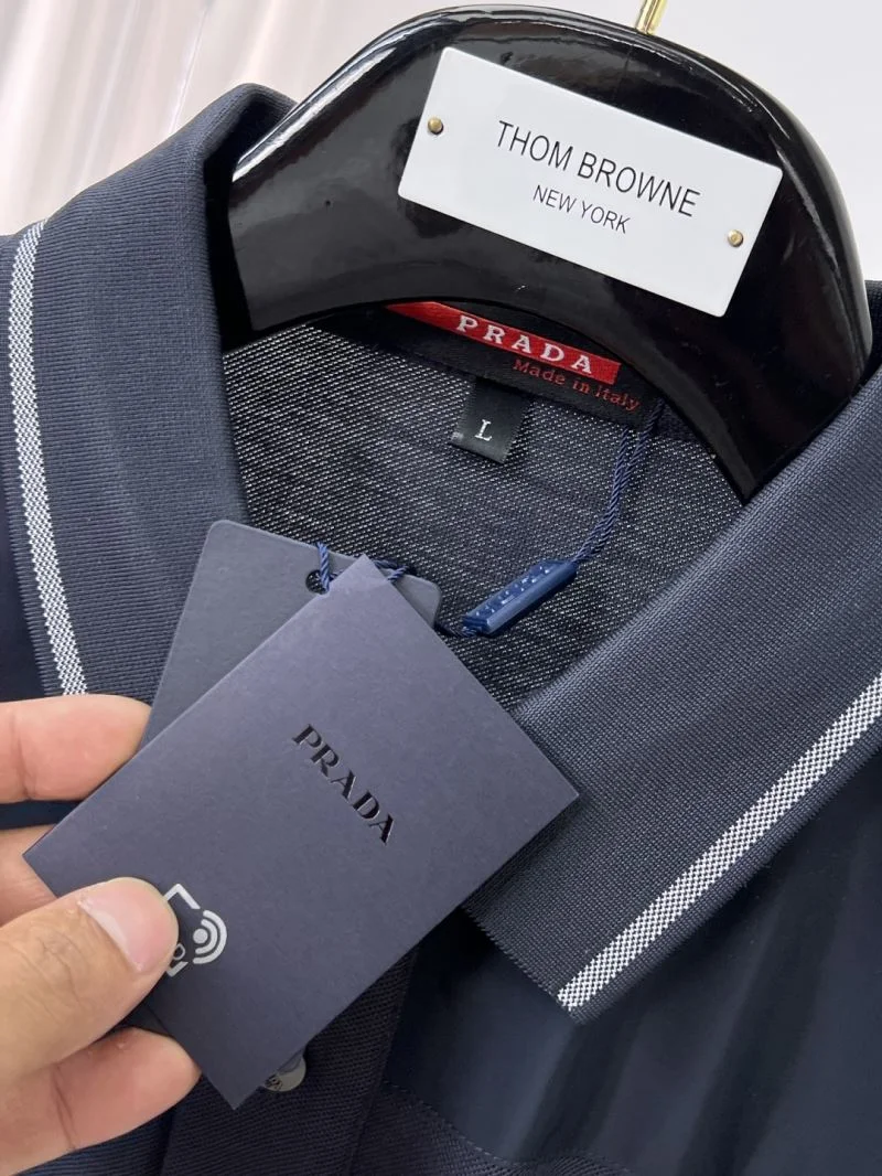 Prada T-Shirts HighQuality 166950