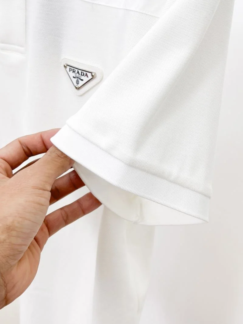 Prada T-Shirts Stylish 167012