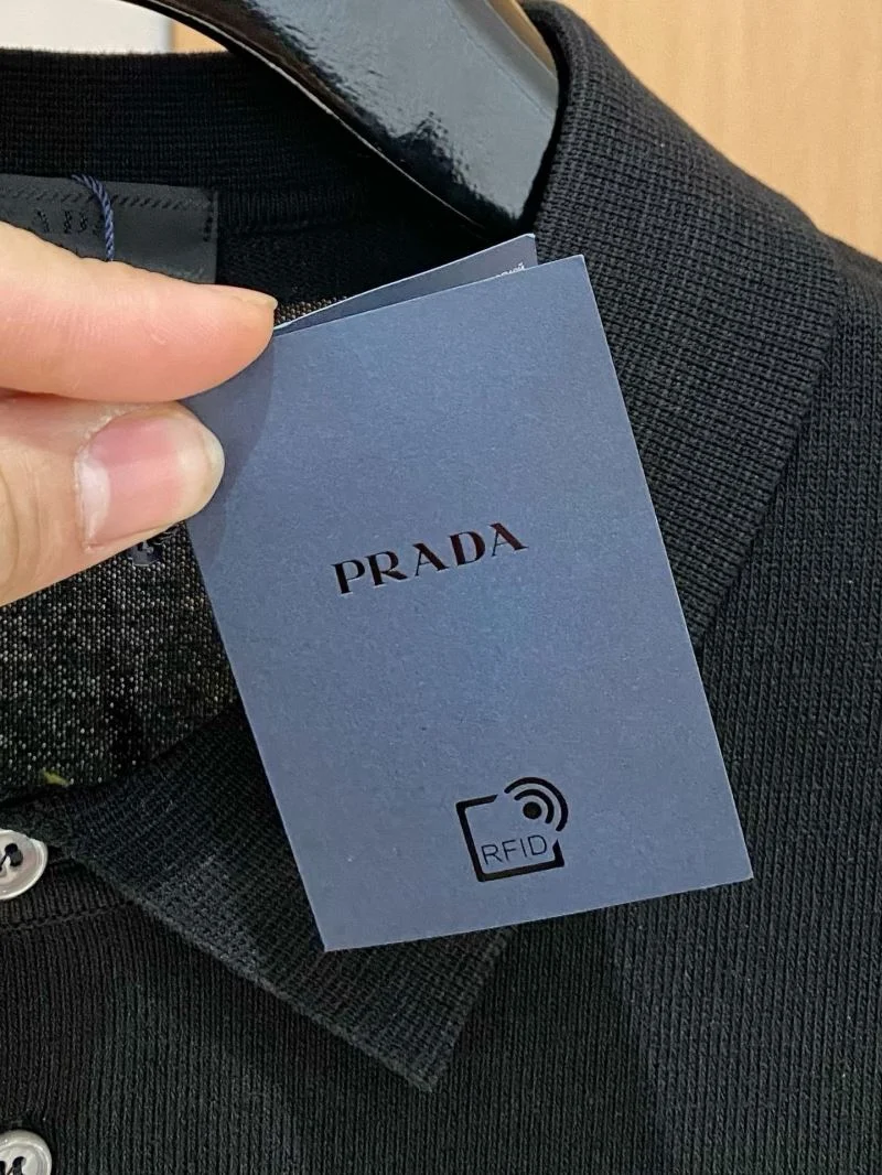 Prada T-Shirts AllSeason 166939
