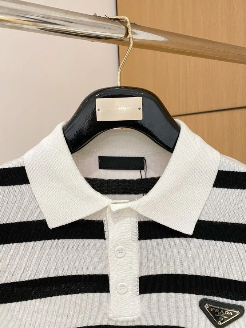 Vibrant Prada T-Shirts 166938