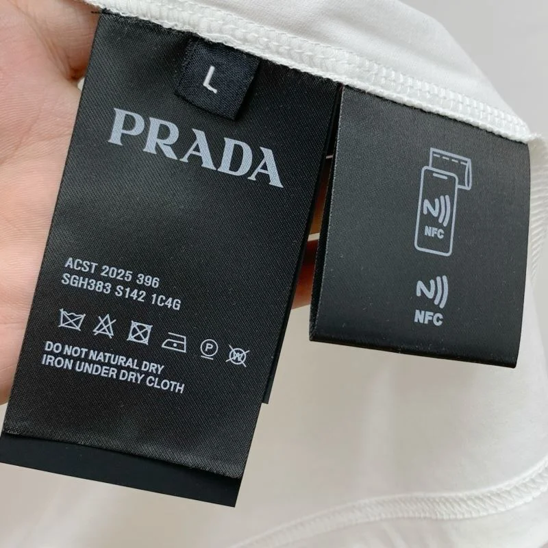 Attractive Prada T-Shirts 166937