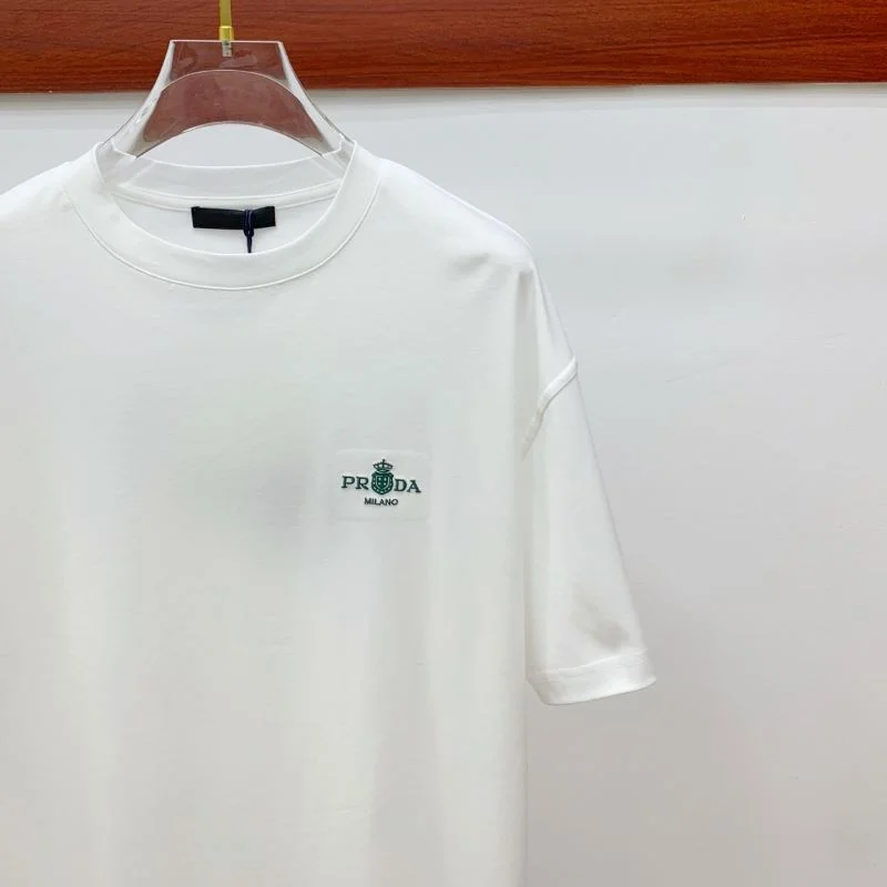 Neat Prada T-Shirts 166935
