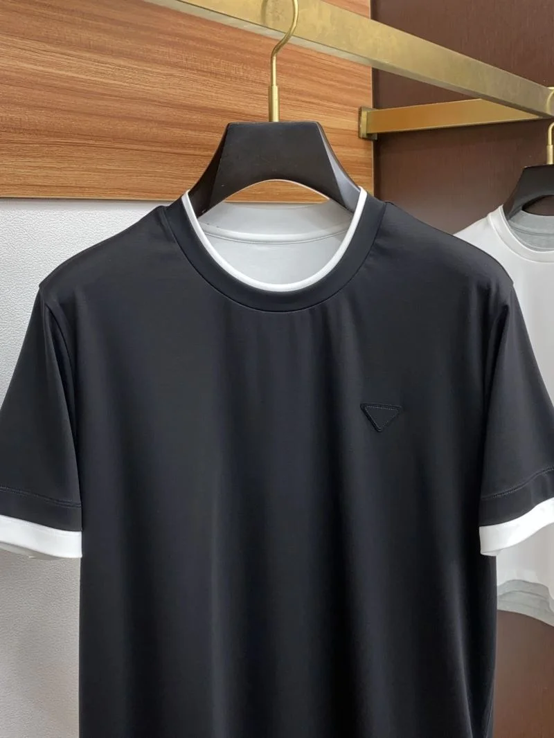 ModernLook Prada T-Shirts 166925