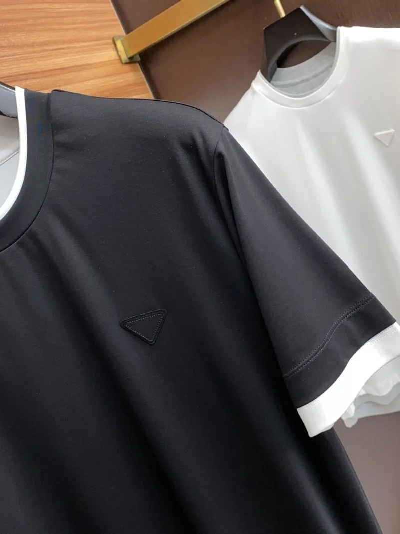 ModernLook Prada T-Shirts 166925