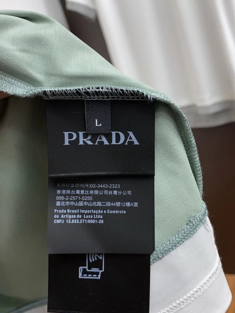 Prada T-Shirts FreshLook 166984