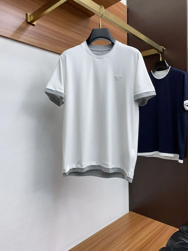 Trendsetting Prada T-Shirts 166926
