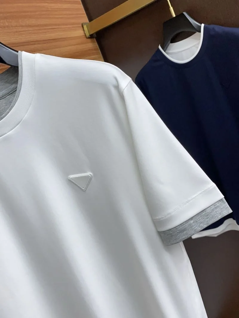 Trendsetting Prada T-Shirts 166926
