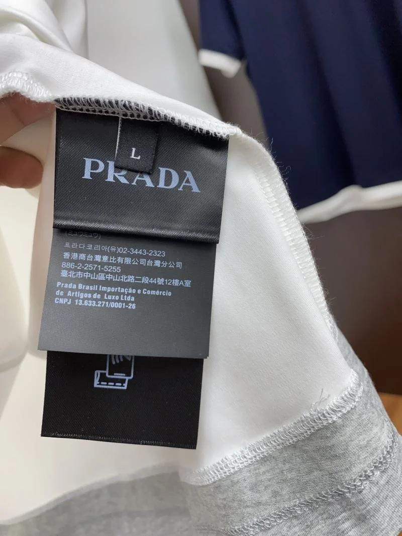 Trendsetting Prada T-Shirts 166926