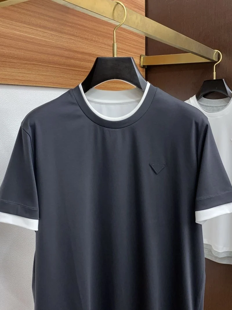 Trendy Prada T-Shirts 166929