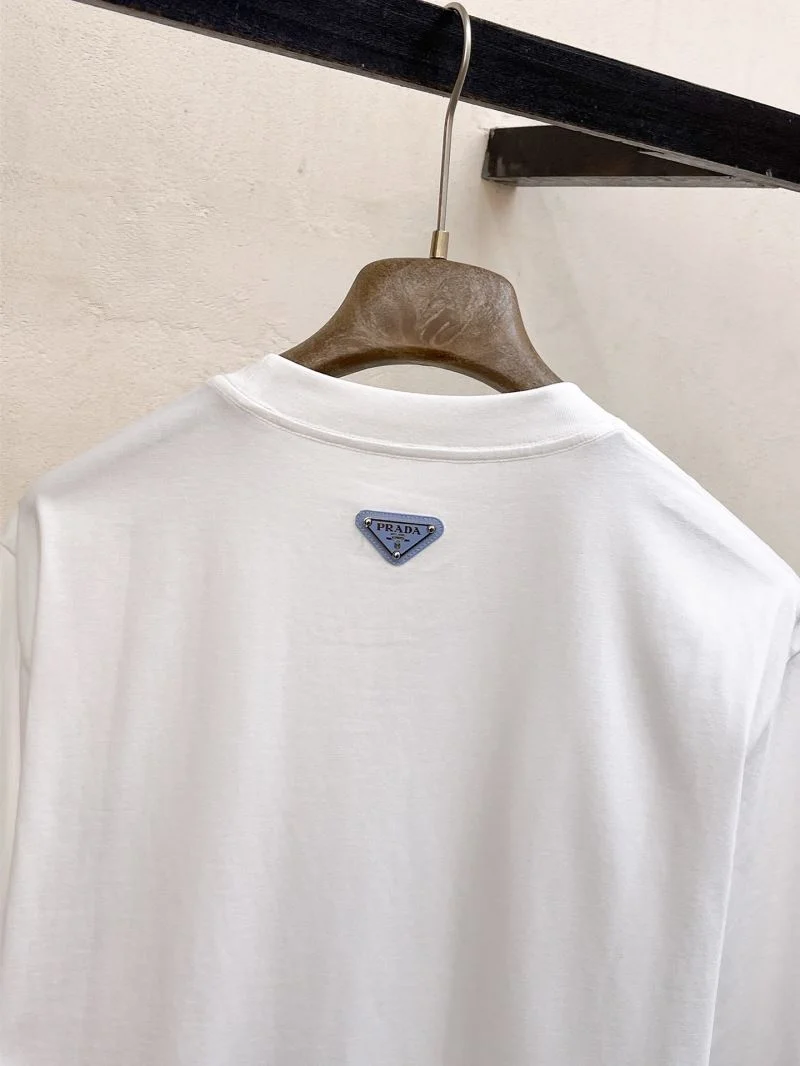 Youthful Prada T-Shirts 166923